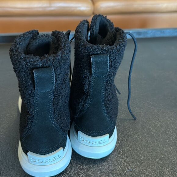 Sorel Explorer Next Joan Faux Shearling Black Boots size 8.5 - Picture 5 of 10